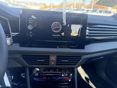 New 2026 Volkswagen Jetta Sport image 9