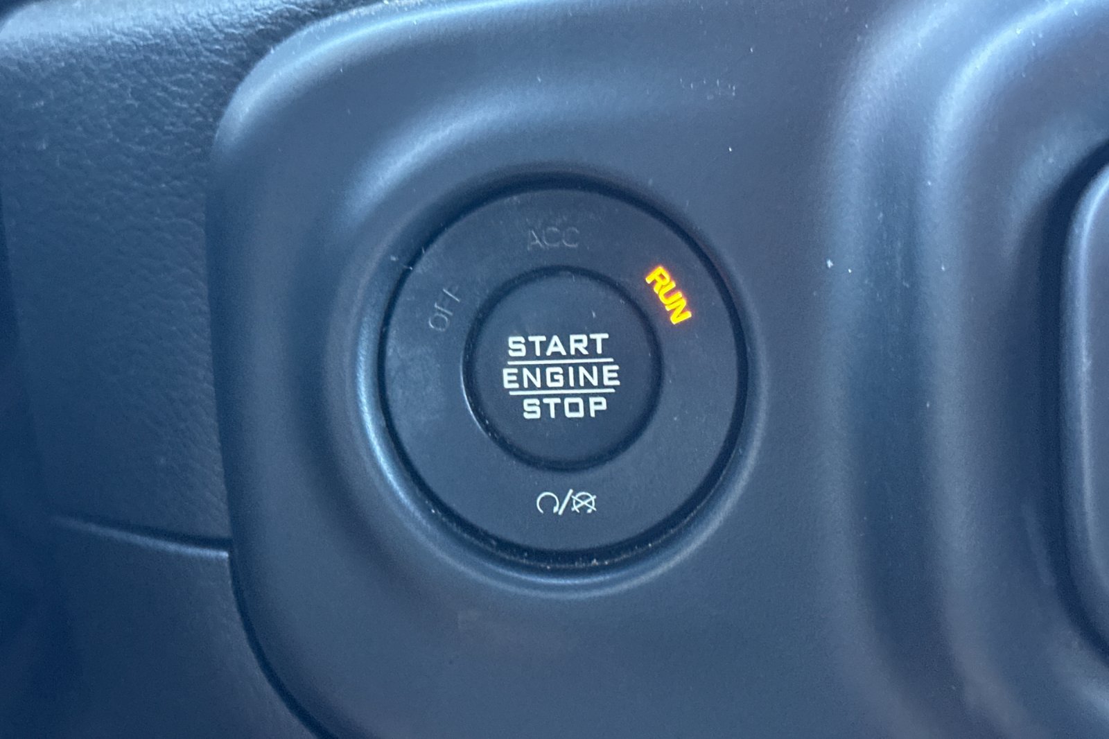 Used 2020 Jeep Wrangler Unlimited Sport AWD/4WD image 32