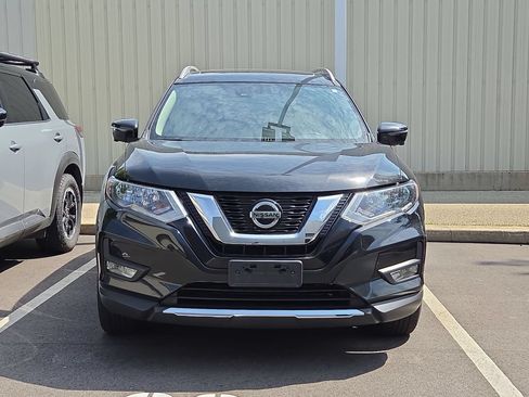 Used 2020 Nissan Rogue SV w/ Sun & Sound Touring Package AWD/4WD image 5