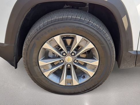 Used 2025 Chevrolet Equinox LT w/ Convenience Package II FWD image 13