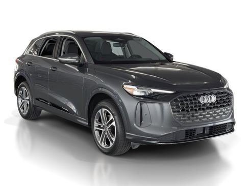 Used 2025 Audi Q5 Premium Plus w/ Premium Plus image 7