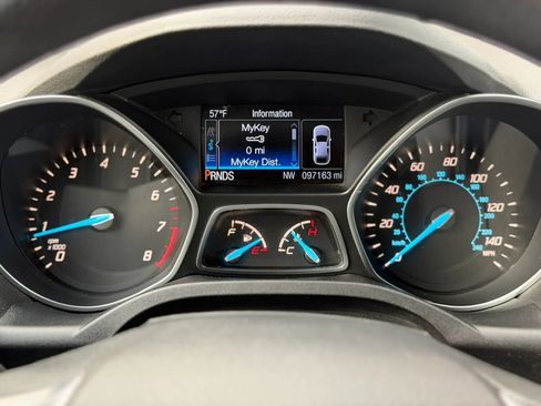 Used 2016 Ford Escape SE w/ Equipment Group 201A image 35