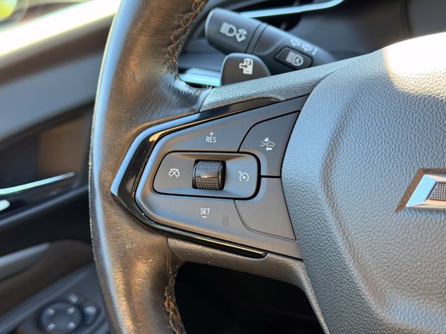 Used 2023 Chevrolet Bolt EUV LT w/ Comfort Package FWD image 11