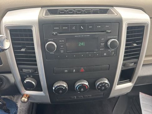 Used 2012 RAM 1500 Classic SLT w/ Luxury Group image 27