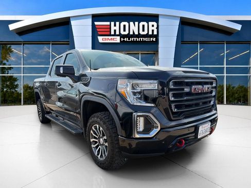Used 2022 GMC Sierra 1500 AT4 w/ AT4 Premium Package AWD/4WD image 2