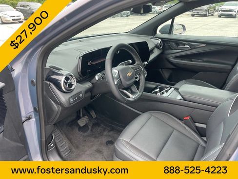Used 2024 Chevrolet Blazer EV LT AWD/4WD image 13