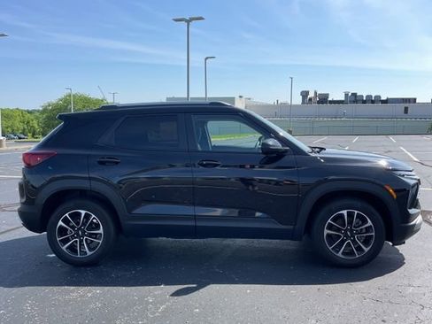 Used 2024 Chevrolet TrailBlazer LT FWD image 5