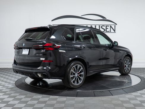 Certified 2024 BMW X5 xDrive40i w/ M Sport Package AWD/4WD image 5