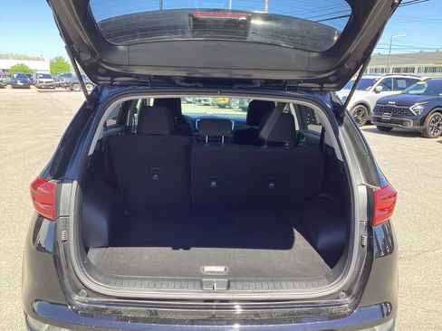 Certified 2022 Kia Sportage LX w/ LX AWD Value Edition Package image 10