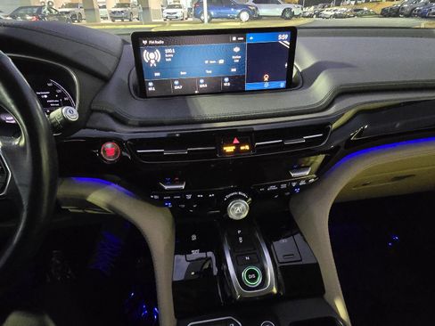 Used 2022 Acura MDX SH-AWD w/ Advance Package image 28