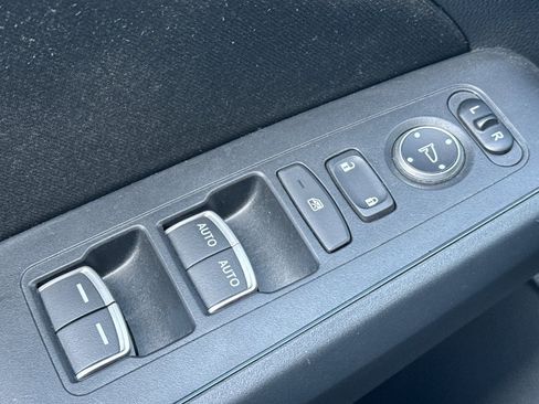 Used 2023 Honda Civic EX image 12