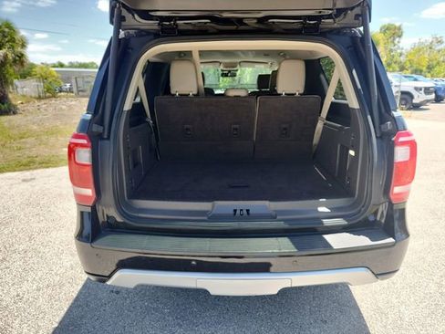 Used 2019 Ford Expedition Max XLT w/ Equipment Group 202A image 5