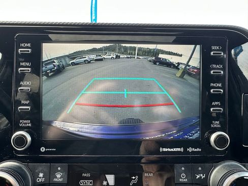 Used 2022 Toyota Highlander XSE AWD/4WD image 17