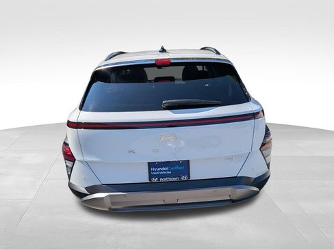Used 2024 Hyundai Kona Limited AWD/4WD image 15