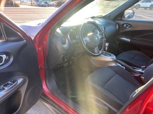 Used 2012 Nissan Juke SV image 10