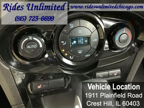 Used 2014 Ford Fiesta SE w/ Equipment Group 201A image 21