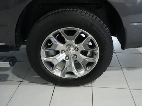 Used 2017 RAM 1500 Limited image 8