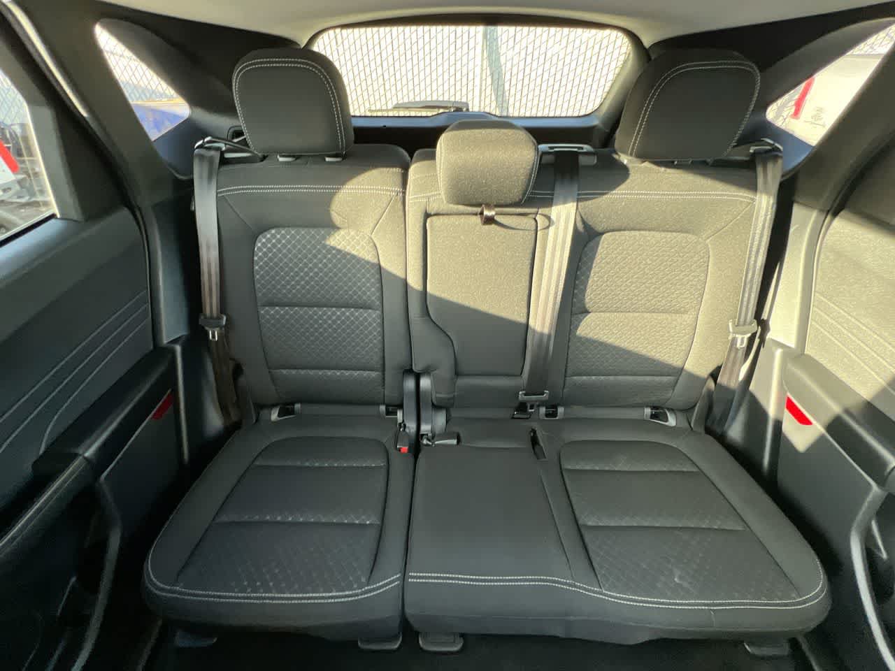 Used 2025 Ford Escape Active AWD/4WD image 23