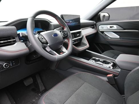 New 2026 Ford Explorer ST w/ Sun And Sound Package image 18