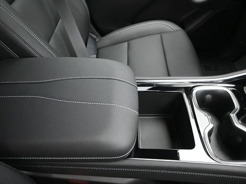 New 2026 Chevrolet Traverse LT image 28