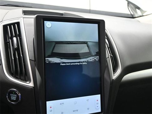 Used 2024 Ford Edge SE image 20