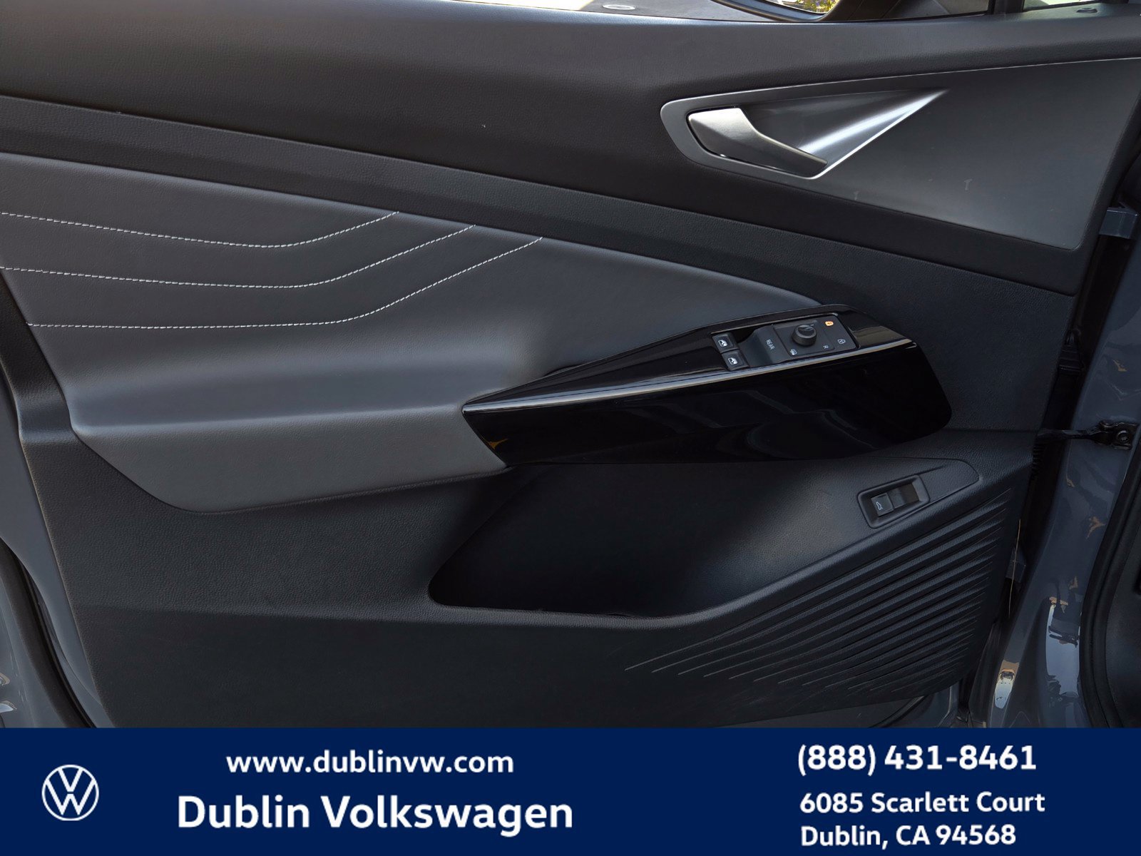 Used 2023 Volkswagen ID.4 Pro S RWD image 10