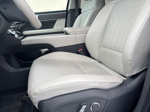 Used 2025 Hyundai Santa Fe SEL image 25