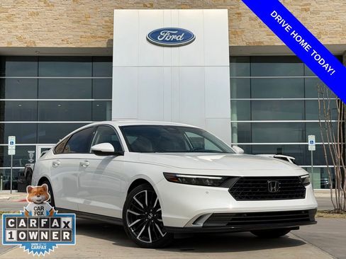 Used 2024 Honda Accord Touring image 1