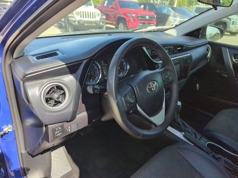 Used 2018 Toyota Corolla SE FWD image 15