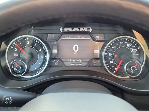 Used 2019 RAM 1500 Laramie AWD/4WD image 24