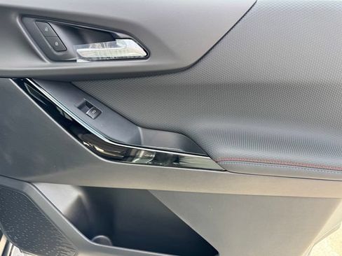 New 2026 Chevrolet Equinox RS w/ Convenience Package III FWD image 8