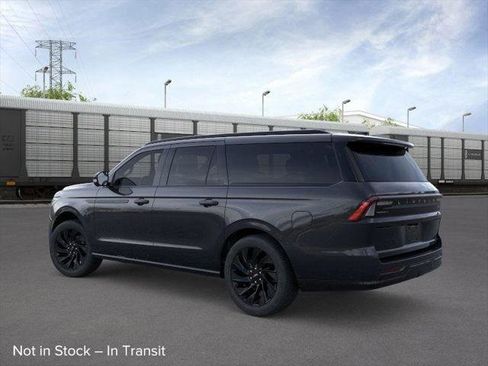 New 2026 Lincoln Navigator L Reserve w/ Jet Appearance Package image 4