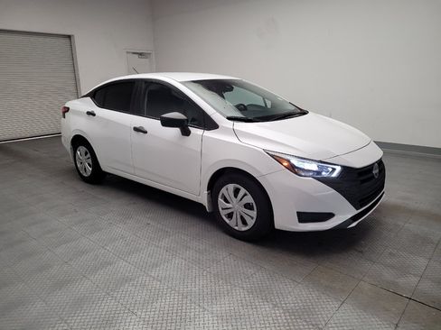 Used 2025 Nissan Versa S w/ Trunk Package FWD image 11
