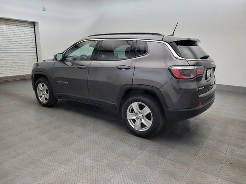 Used 2022 Jeep Compass Latitude w/ Convenience Group AWD/4WD image 3
