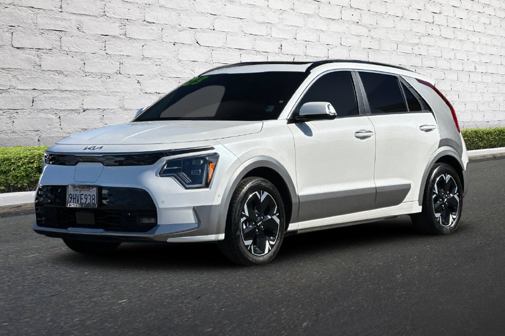 Used 2023 Kia Niro Wave FWD image 8