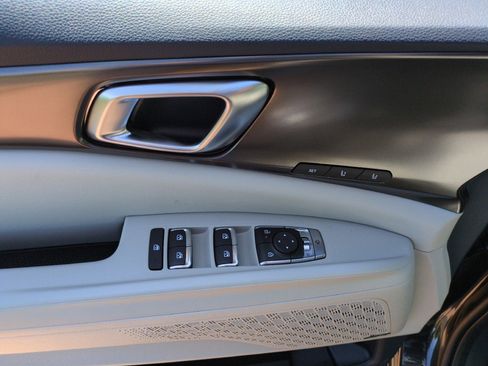 New 2026 Kia Carnival SX Prestige FWD image 16