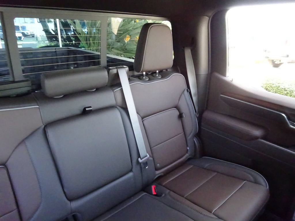 New 2026 GMC Sierra 1500 Denali w/ Technology Package AWD/4WD image 18