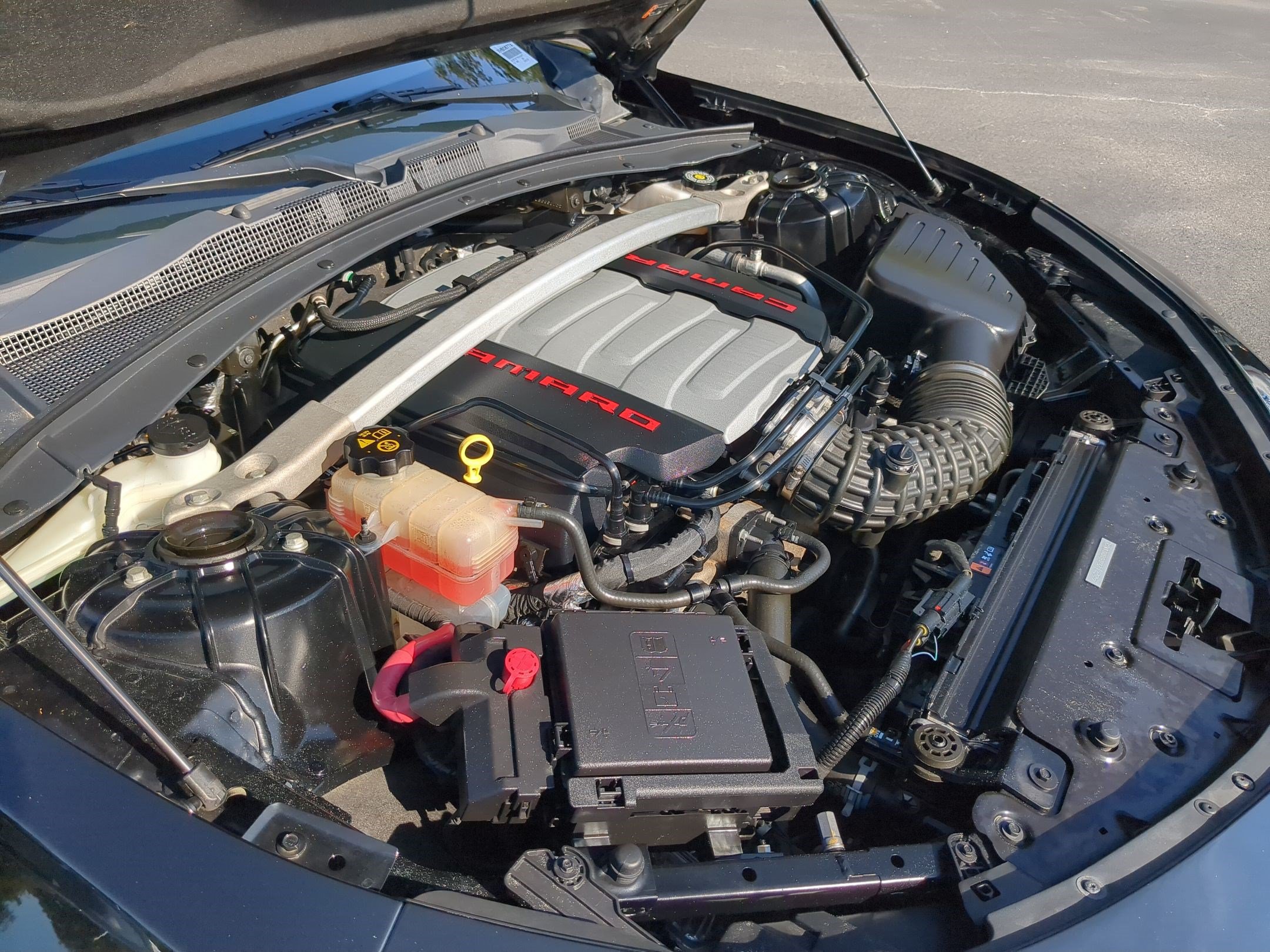 Used 2023 Chevrolet Camaro LT RWD image 32