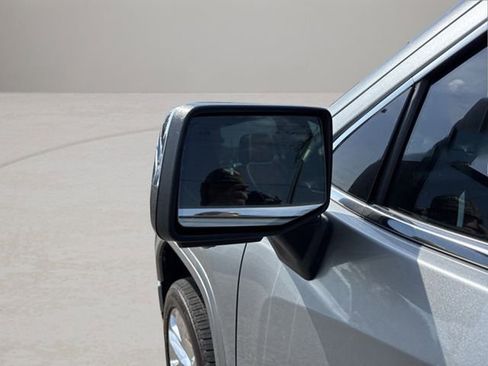 Used 2023 GMC Sierra 1500 Denali Ultimate image 13