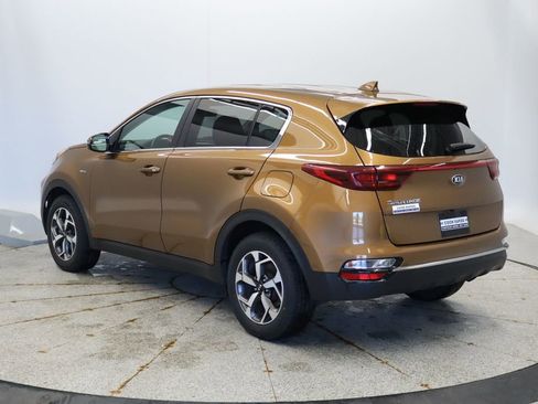 Used 2020 Kia Sportage LX w/ LX Popular Package AWD/4WD image 3