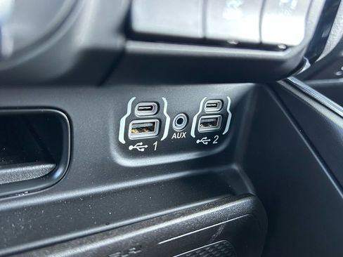 Certified 2023 RAM 1500 Laramie image 29