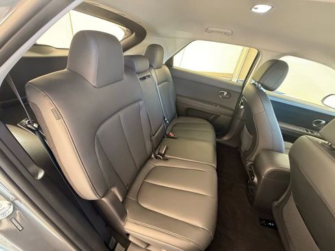 Used 2025 Hyundai Ioniq 5 SEL image 15