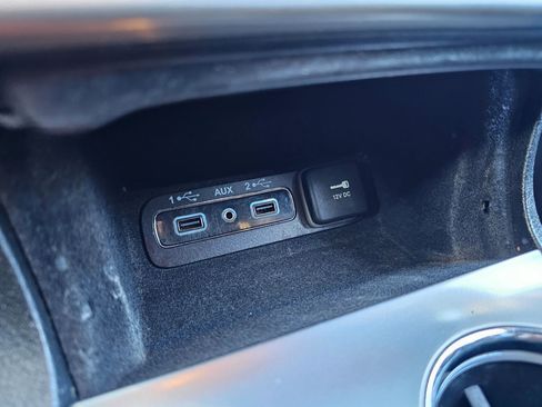 Used 2021 Jeep Grand Cherokee Laredo X image 26