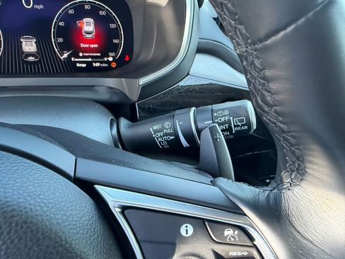 Used 2023 Acura MDX FWD w/ Technology Package image 18