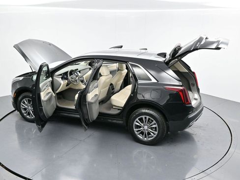 Certified 2023 Cadillac XT5 Premium Luxury image 44