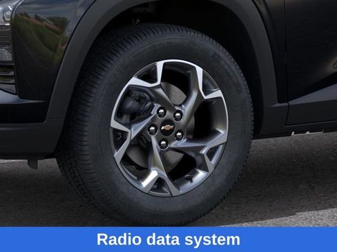 New 2026 Chevrolet Trax LT w/ Driver Confidence Package FWD image 10