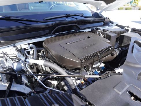 Used 2026 Honda Pilot Touring image 4