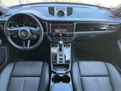 New 2026 Porsche Macan AWD/4WD image 6
