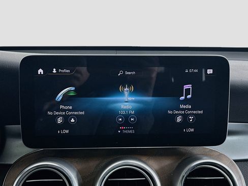 Used 2020 Mercedes-Benz GLC 300 4MATIC image 19