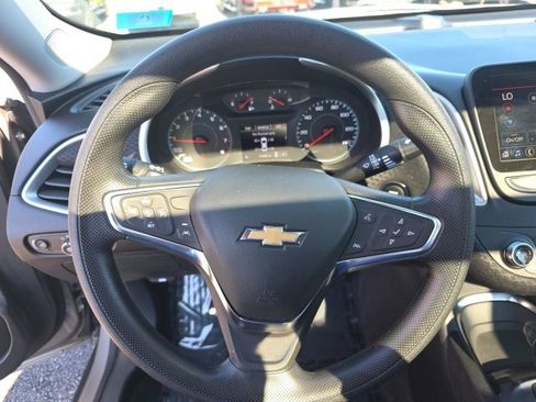Used 2024 Chevrolet Malibu LT image 27
